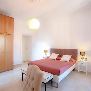 Sui Generis Casa Per Vacanze Appartamento Roma